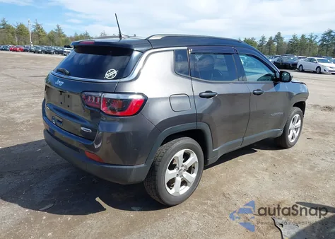 2018 Jeep Compass Latitude 4X4 from USA, damaged, VIN 3C4NJDBB9JT253055